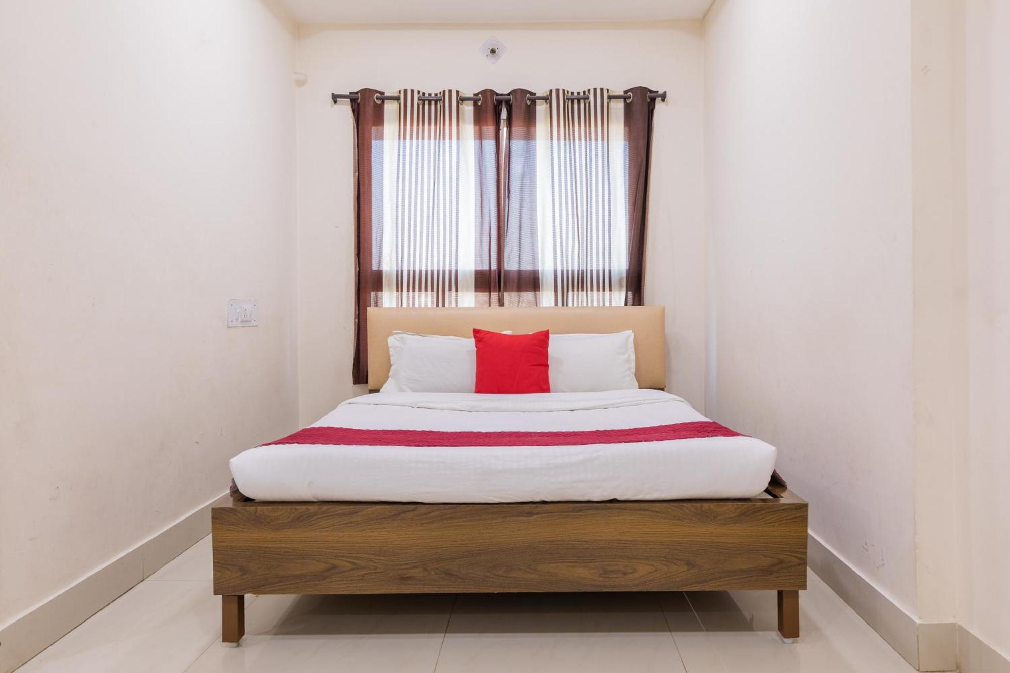 Hotel Ruchishree Garden Ujjain Exterior foto